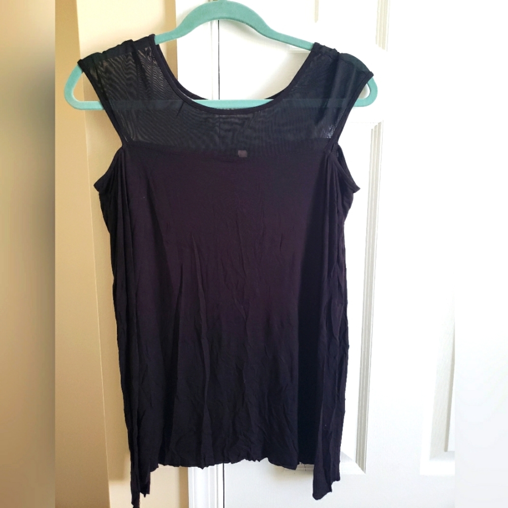 Bailey 44 Cold Shoulder Black Top -M